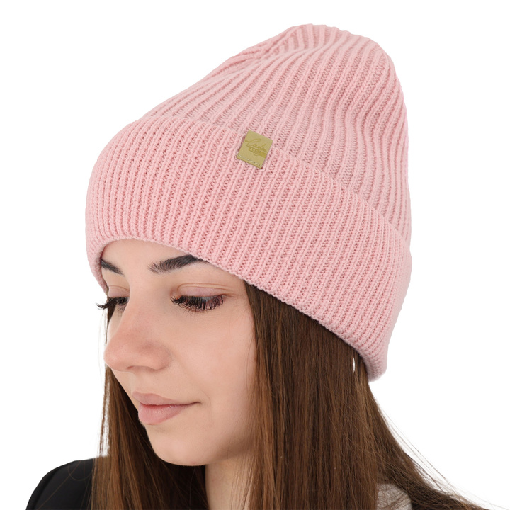 Woman's winter hat pink Isla 100% extra fine merino wool