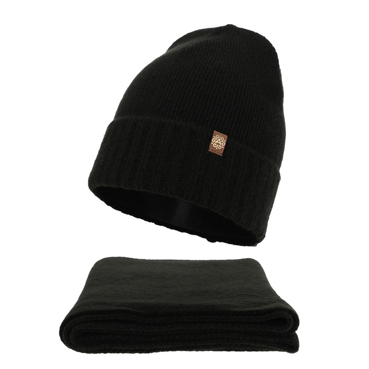 Woman's winter set: hat and scarf, black, Shasta