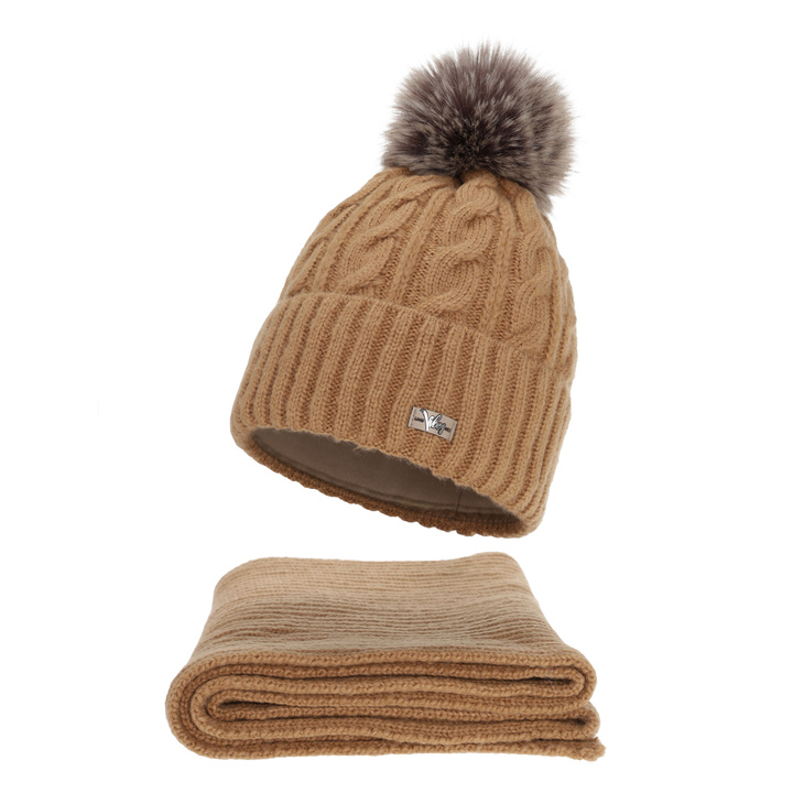 Woman's winter set: hat and scarf, camel, Lunetta