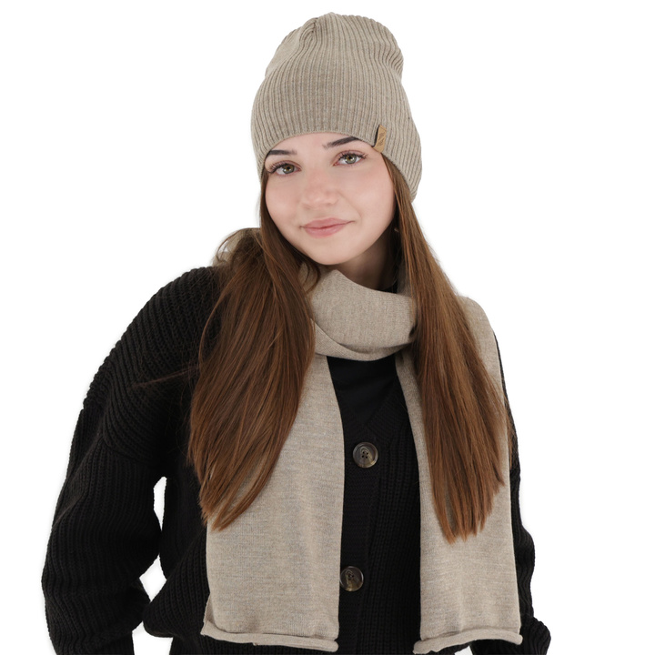Woman's winter set: hat and scarf, beige, Fena