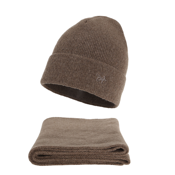 Woman's winter set: hat and scarf, brown, Rava