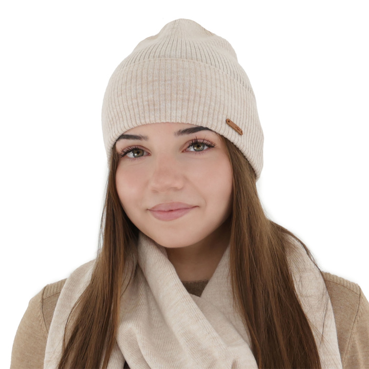 Woman's spring/ autumn hat, beige, 100% merino wool, Flerra