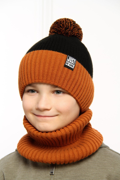 Boy's hat with tube Arlekin