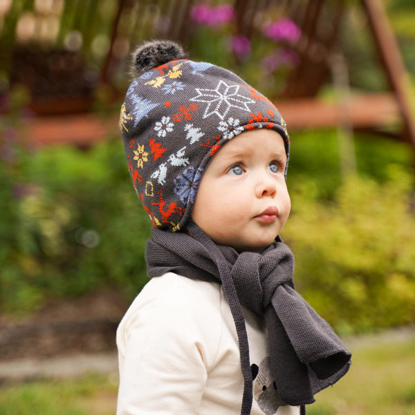 Boy's winter set: hat and scarf grey Remek filled with soft wadding