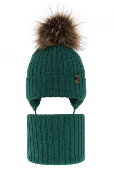 Boy's winter set: hat and tube scarf, green, 100% extra fine merino wool Juno