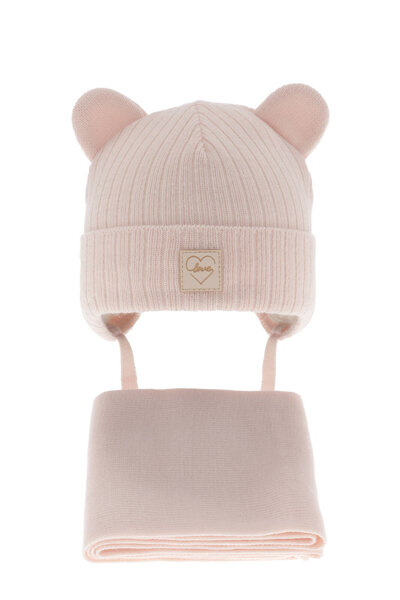 Girl's winter set: hat and scarf in pink Antola