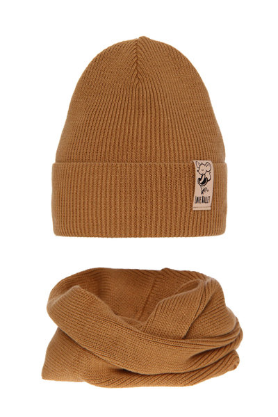 Girl's winter set: hat and tube scarf camel Sana