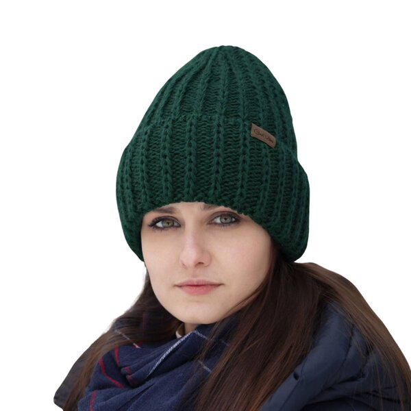 Woman's winter hat green Ceres