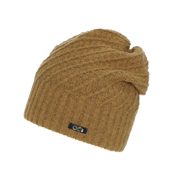 Woman's winter hat made of honey merino wool Misha