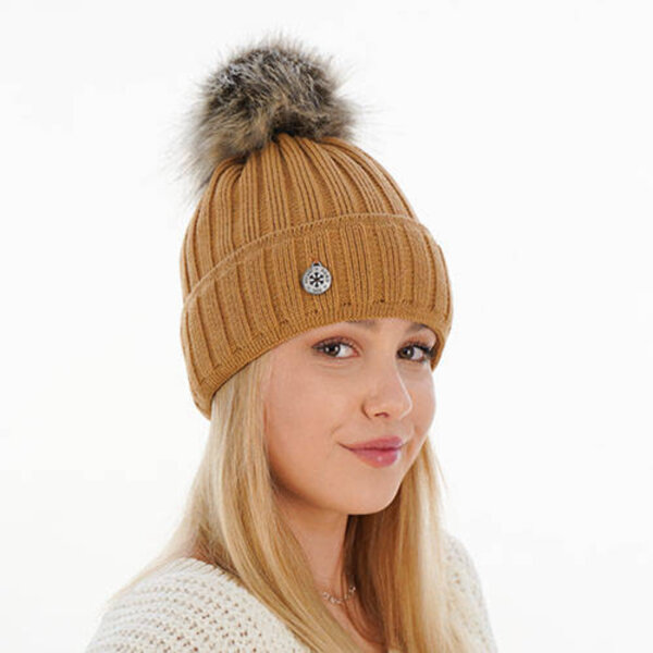 Woman's winter hat with pompom, camel Malina