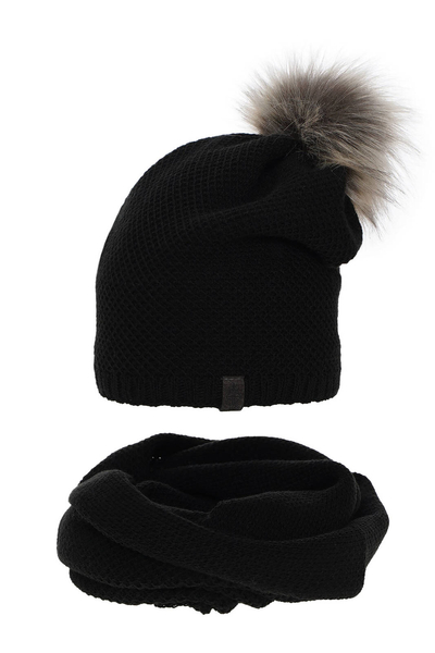 Woman's winter set: hat and tube scarf black Kaliana