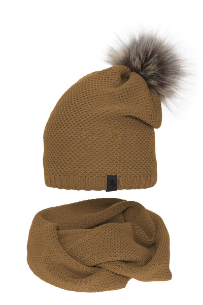 Woman's winter set: hat and tube scarf camel Kaliana