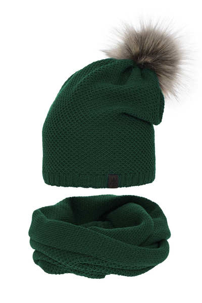 Woman's winter set: hat and tube scarf green Kaliana