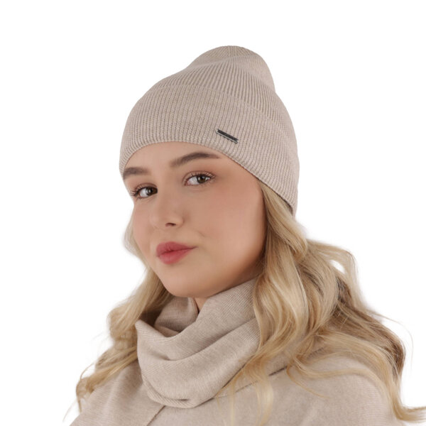 Women's spring and winter set: hat and scarf beige 100% extra fine merino wool Melpomena