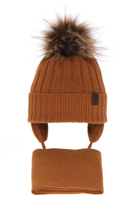 Boy's winter set: hat and scarf camel Wiko with pompom