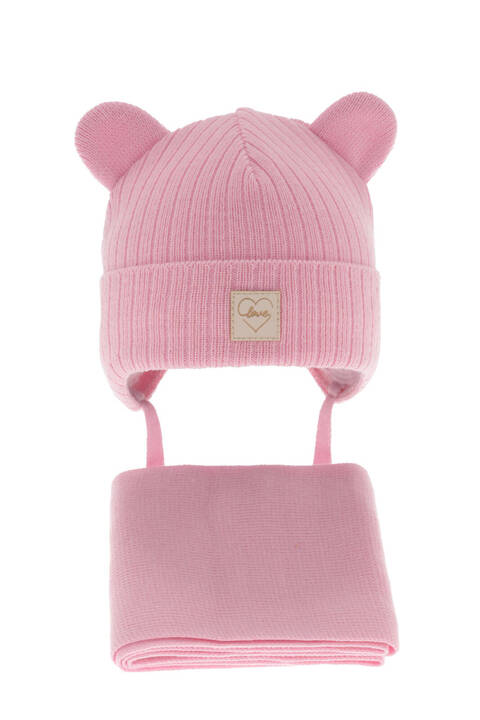 Girl's winter set: hat and scarf in pink Antola