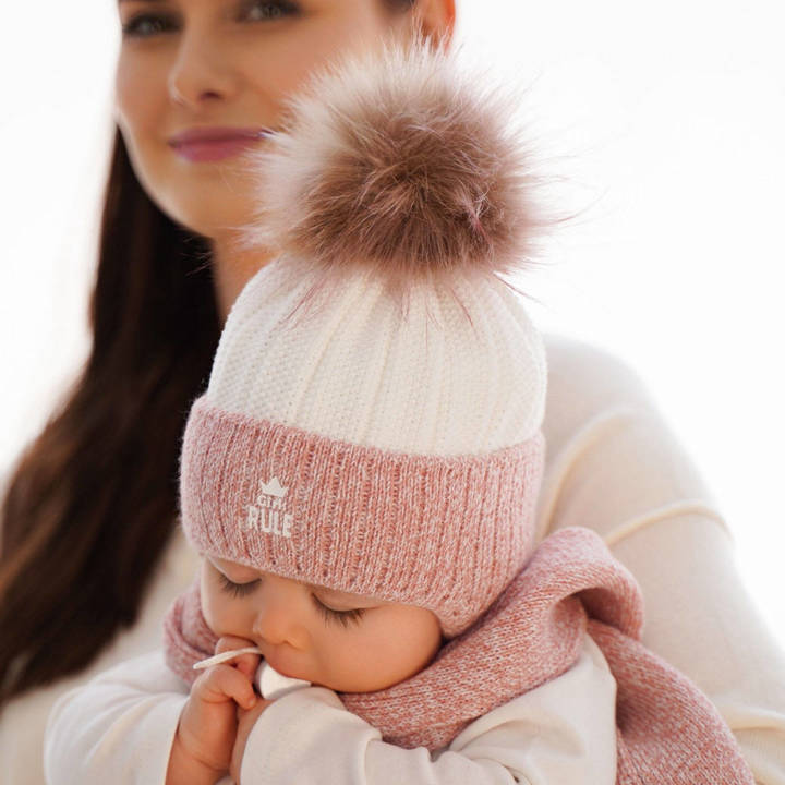 Girl's winter set: hat and scarf pink Sindi with pompom