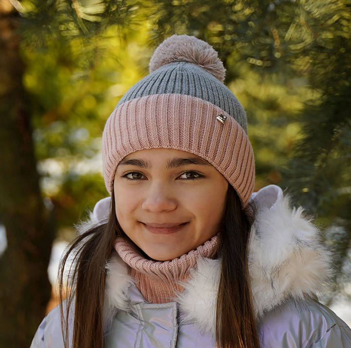 Girl's winter set: hat and tube scarf pink Kolumbina with pompom