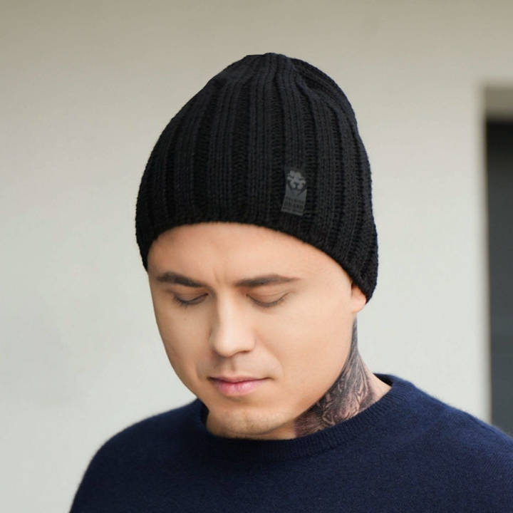 Men's winter hat black Derek