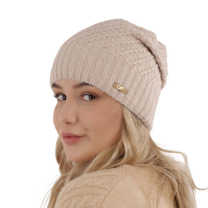 Woman's winter hat beige merino wool Misha