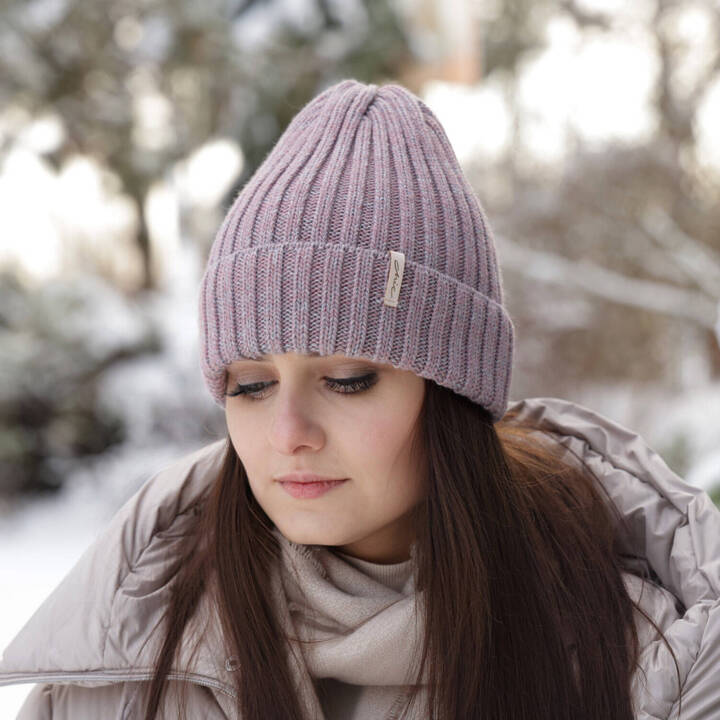 Woman's winter hat pink merino wool Missi