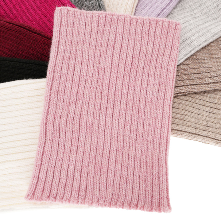 Woman's winter tube scarf ecru merino wool Besta