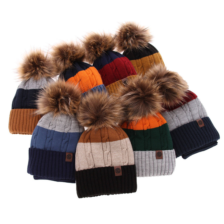 Boy's winter set: hat and tube scarf orange Karmel with pompom