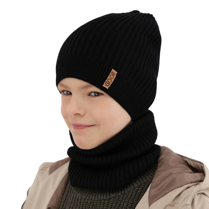 Boy's spring/ autumn set: hat and tube scarf black 100% extra finemerino wool Chester