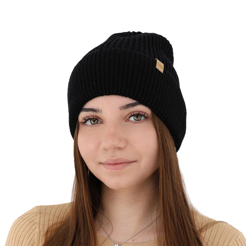 Woman's winter hat beige Isla 100% extra fine merino wool