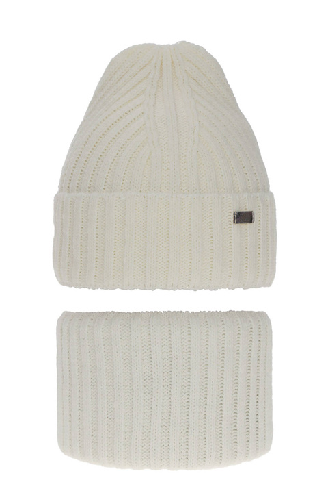 Girl's winter set: hat and tube scarf ecru Valentine