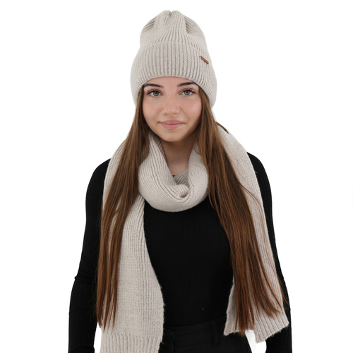Woman's winter set: hat and scarf, beige, with merino wool, Seala