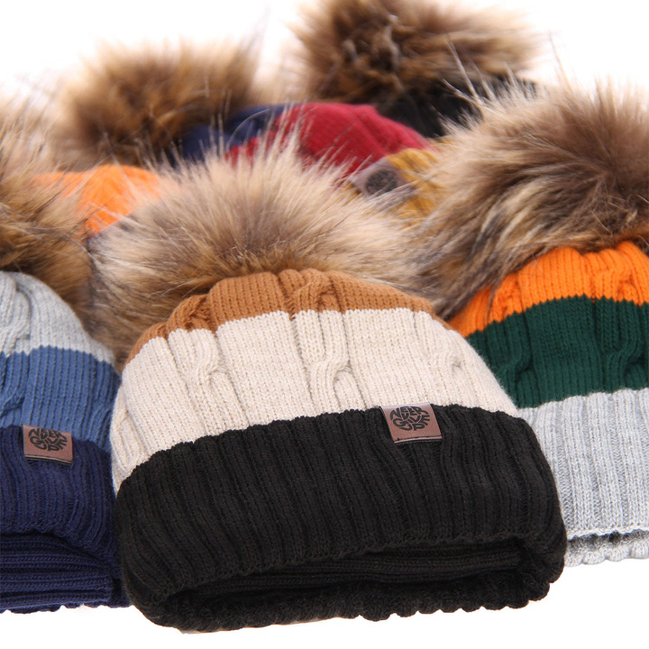 Boy's winter set: hat and tube scarf orange Karmel with pompom