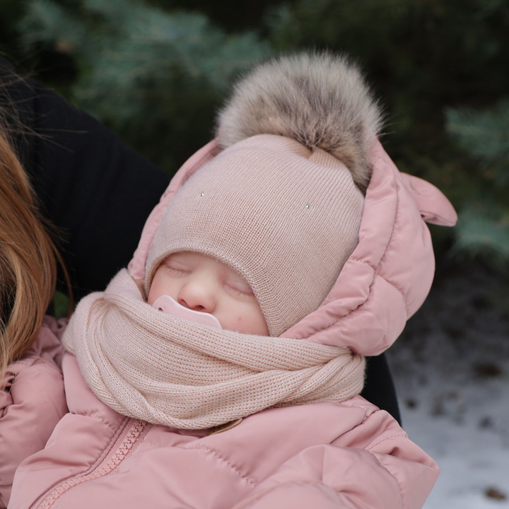 Girl's winter set: hat and scarf in pink merino wool Rosalina