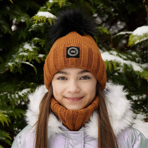 Girl's winter set: hat and tube scarf black Hendi with pompom