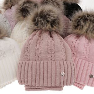 Girl's winter set: hat and tube scarf violet Felia with pompom