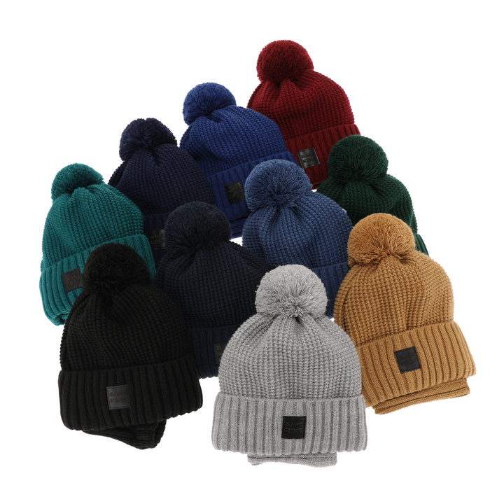 Boy's winter set: hat and tube scarf green Conan
