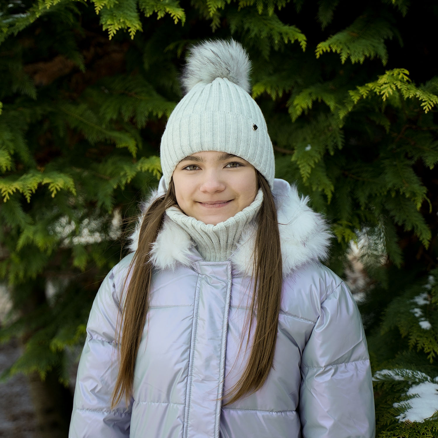 Girl's winter set: hat and tube scarf green Wilma with pompom