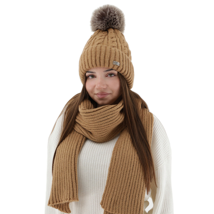 Woman's winter set: hat and scarf, camel, Lunetta
