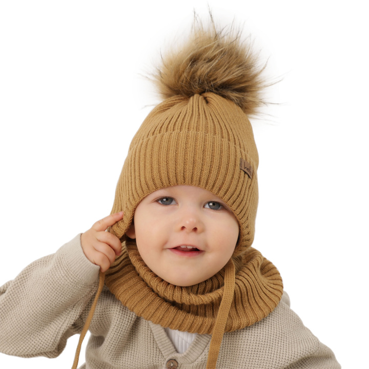 Boy's winter set: hat and tube scarf ecru Bergo with pompom