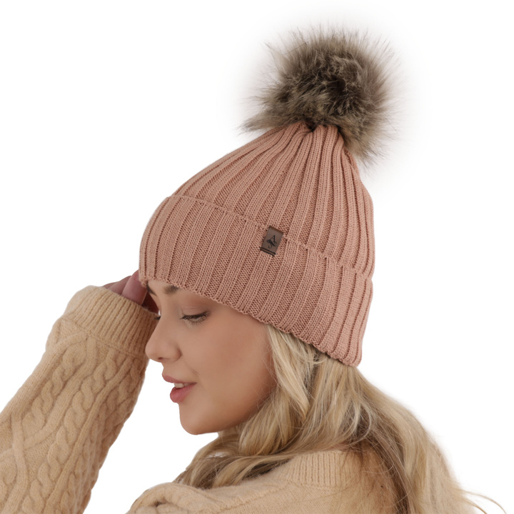 Woman's winter hat pink merino wool Texa