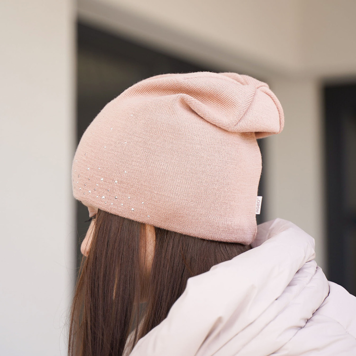 Woman's winter hat burgundy merino wool Minerwa