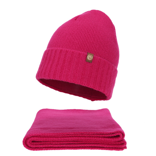 Woman's winter set: hat and scarf, amaranth, Shasta