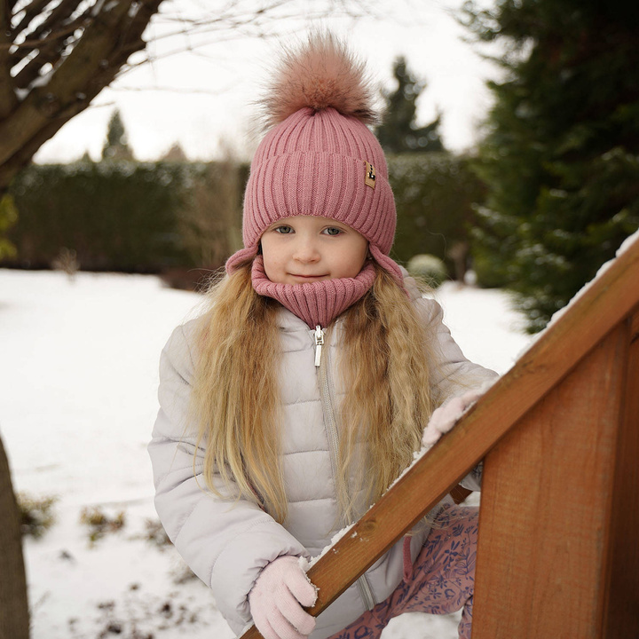 Girl's winter set: hat and tube scarf pink Preria with pompom