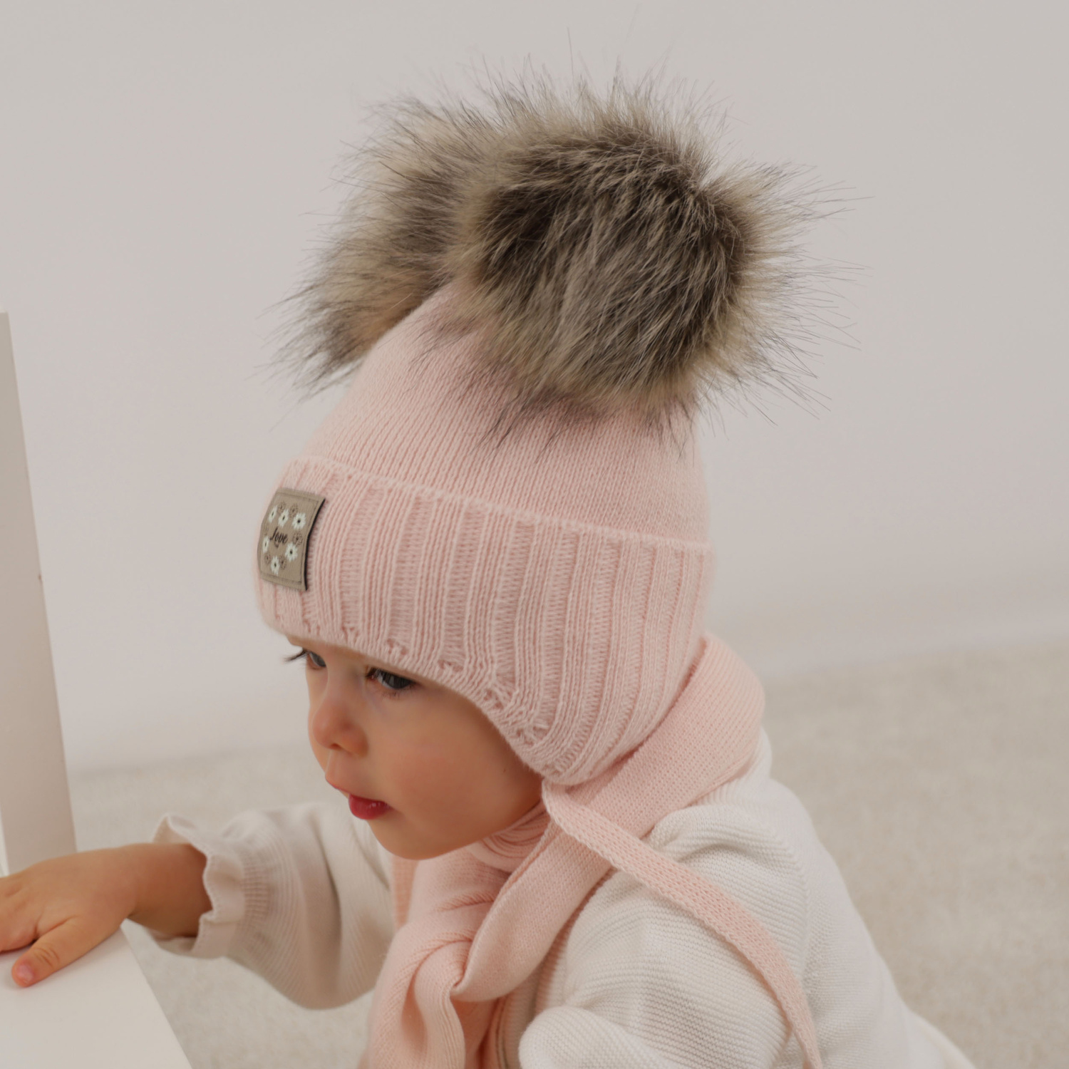 Girls winter set: hat and scarf white with two pompoms Jazz