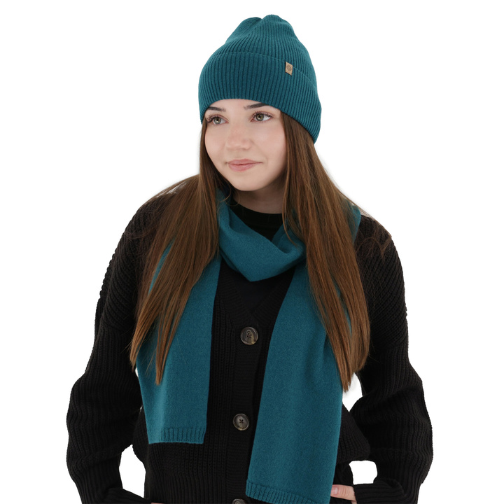 Woman's winter scarf, emerald, merino wool with cashmere, Irenia