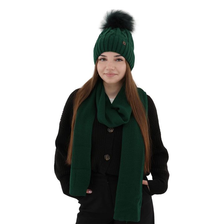 Women's winter scarf green Agora