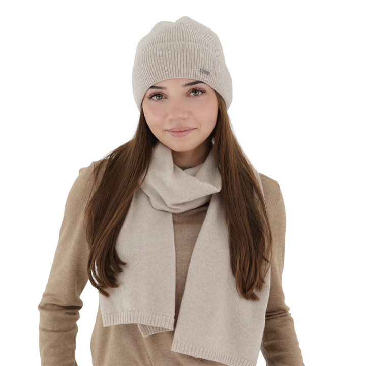 Woman's winter scarf, light beige, merino wool with cashmere, Irenia