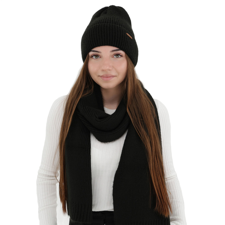 Woman's winter set: hat and scarf, beige, with merino wool, Seala