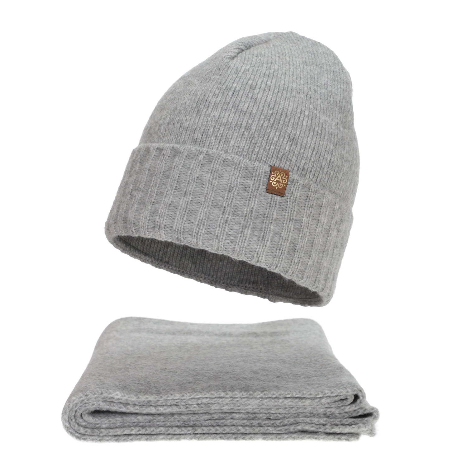 Woman's winter set: hat and scarf, gray, Shasta