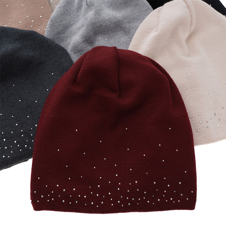 Woman's winter hat burgundy merino wool Minerwa